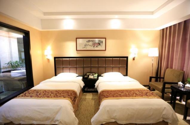 Jinan Yue Ming Xuan Hotel Extérieur photo